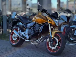 CB 600