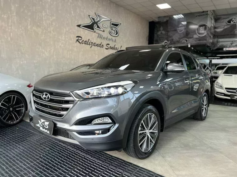 Hyundai Tucson Cinza 6