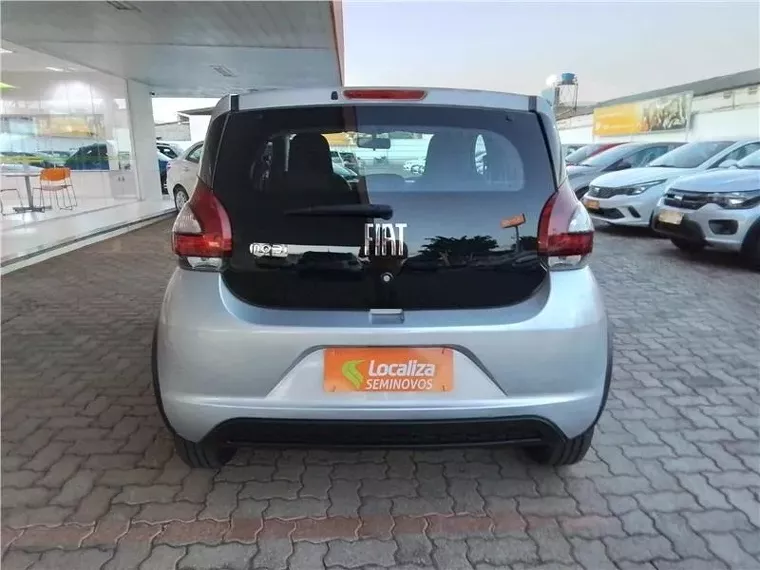 Fiat Mobi Prata 2