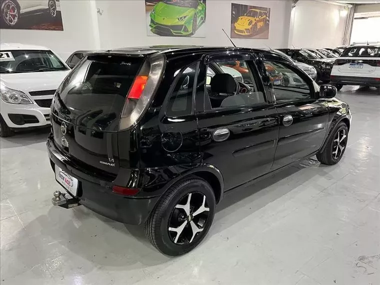 Chevrolet Corsa Preto 4