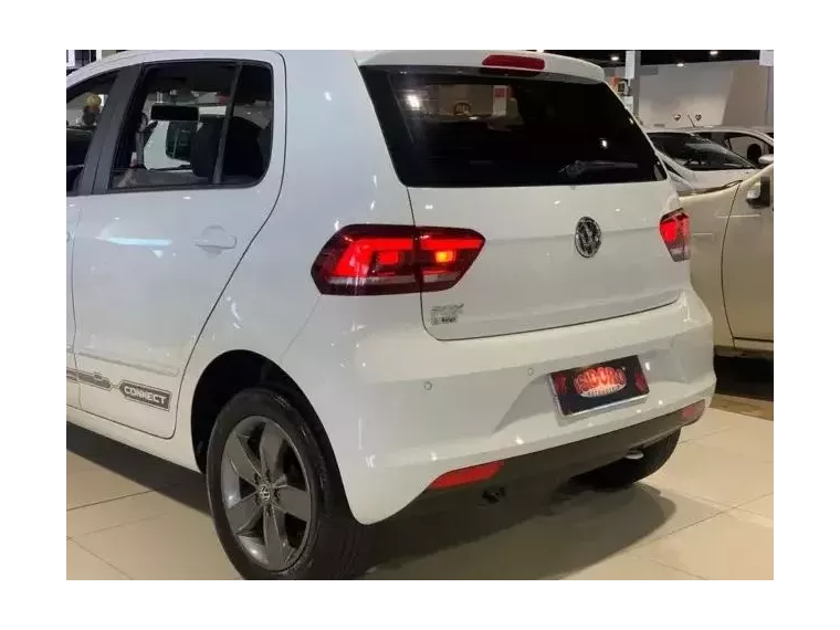 Volkswagen Fox Branco 2