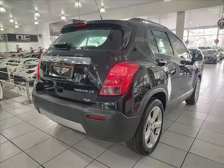 Chevrolet Tracker Preto 13