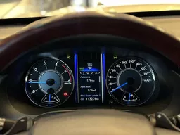 Toyota Hilux SW4