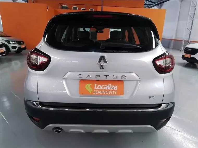 Renault Captur Prata 4