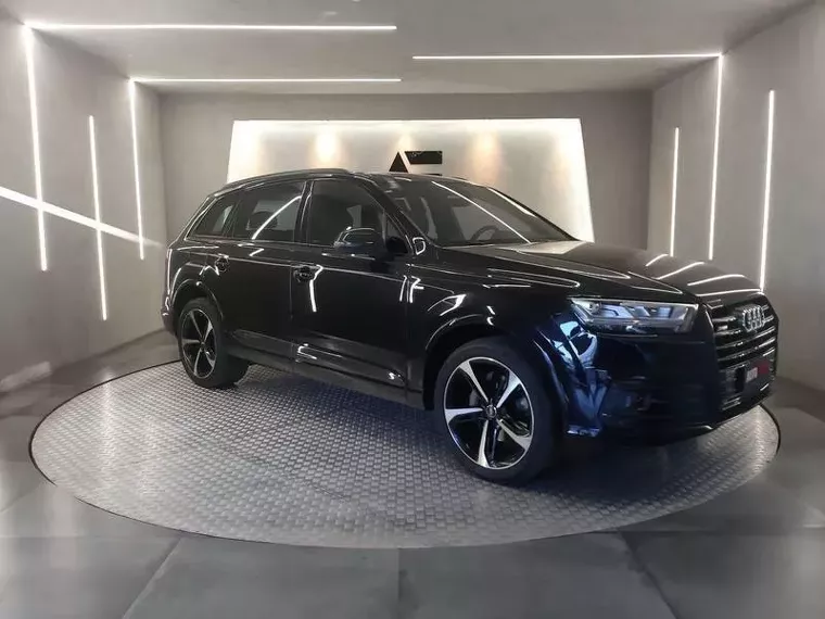 Audi Q7 Preto 1