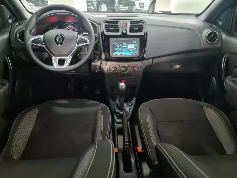 Renault Logan Preto 12