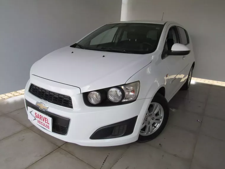 Chevrolet Sonic Branco 1