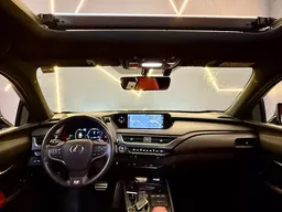 Lexus UX 250H