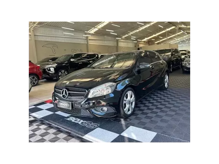 Mercedes-benz A 200 Preto 4