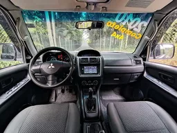 Mitsubishi Pajero TR4