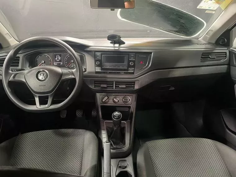 Volkswagen Polo Hatch Branco 9