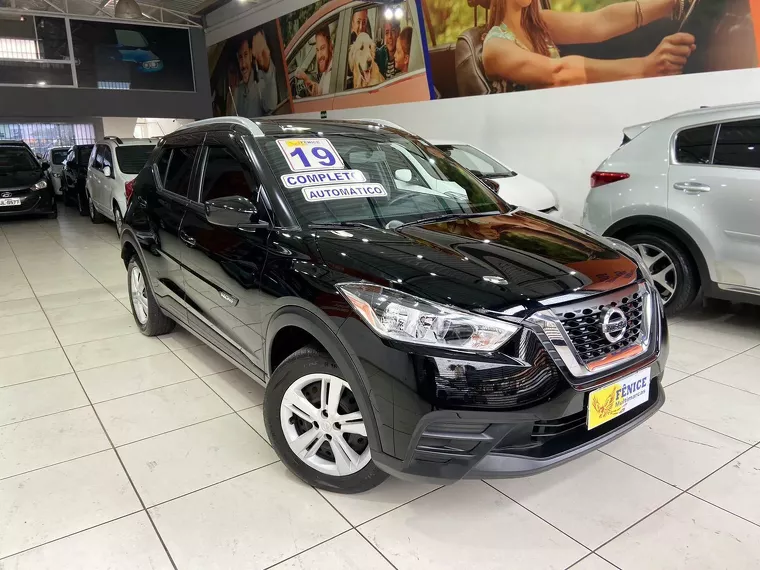 Nissan Kicks Preto 6