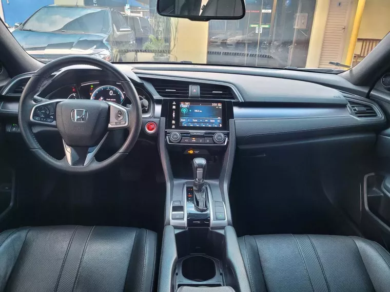 Honda Civic Branco 16