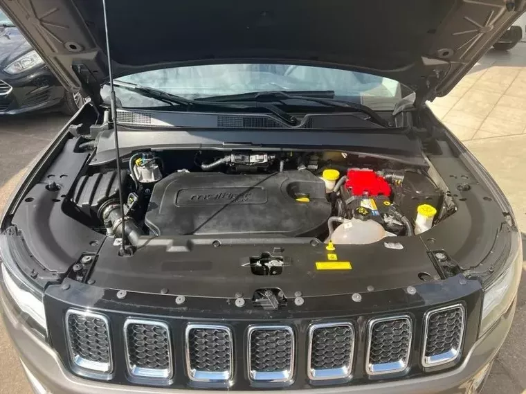 Jeep Compass Cinza 14