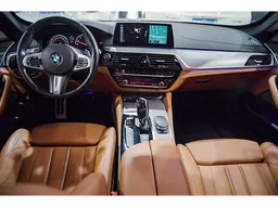 BMW 540i