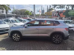 Volkswagen Taos