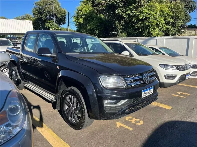 Volkswagen Amarok Preto 3