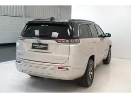 Jeep Commander