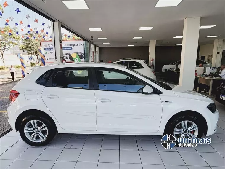 Volkswagen Polo Hatch Branco 2