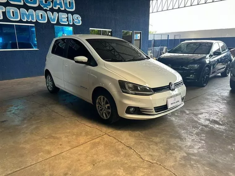 Volkswagen Fox Branco 8