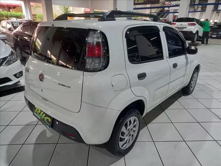 Fiat Uno Branco 2