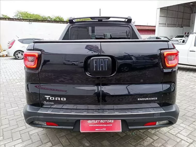 Fiat Toro Preto 7