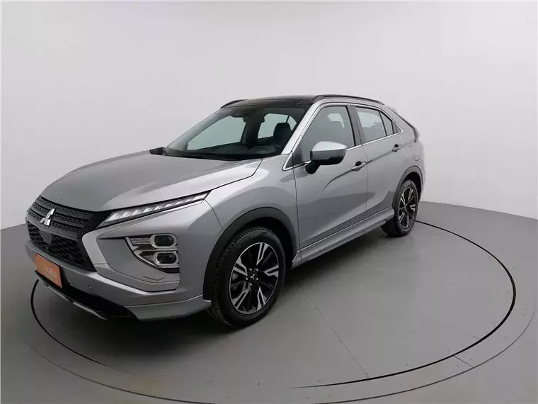 Mitsubishi Eclipse Cross Prata 17