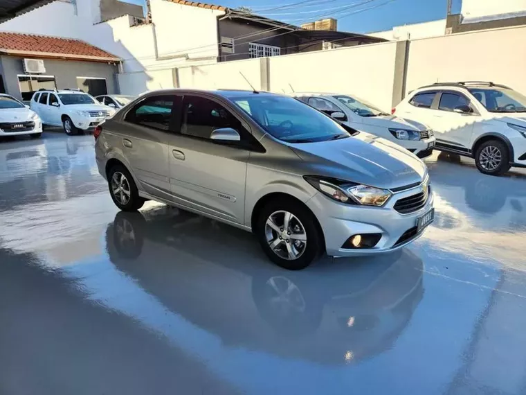 Chevrolet Prisma Prata 20