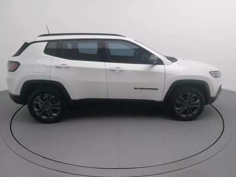 Jeep Compass Branco 12