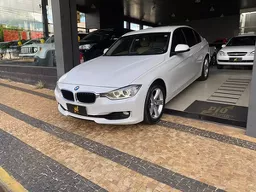 BMW 320i