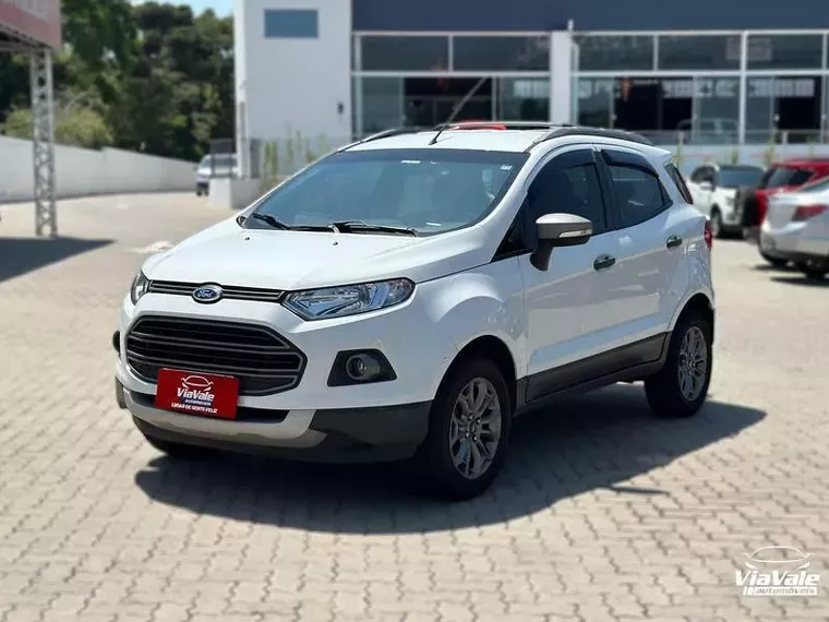 Ford Ecosport Branco 3