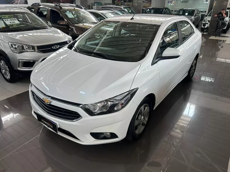 Chevrolet Prisma Branco 4