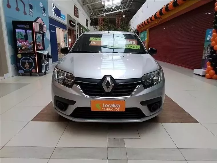 Renault Logan Prata 6