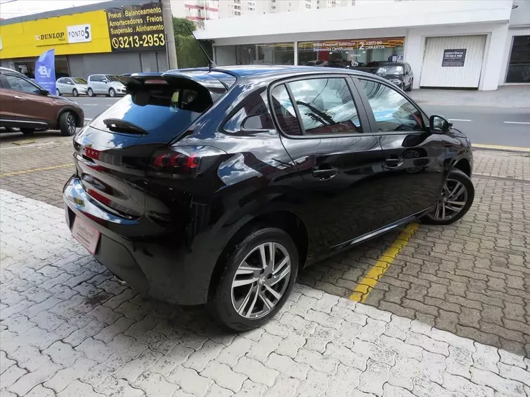 Peugeot 208 Preto 1