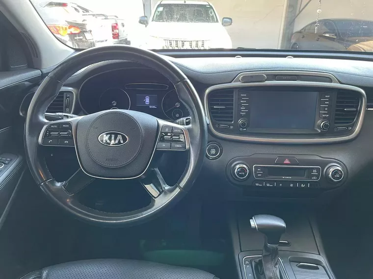 KIA Sorento Prata 8