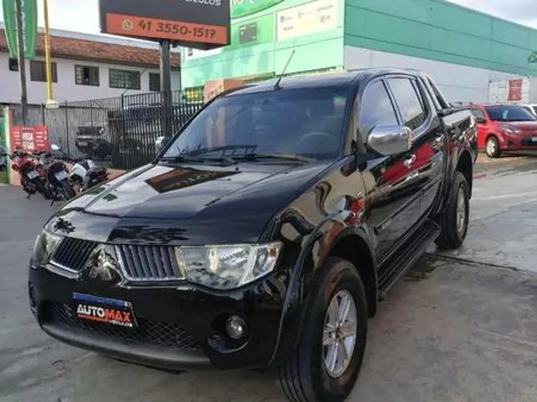 Mitsubishi L200 Triton Preto 6