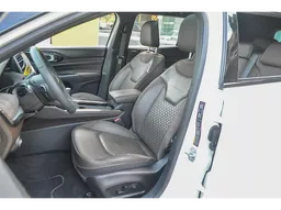 Jeep Commander
