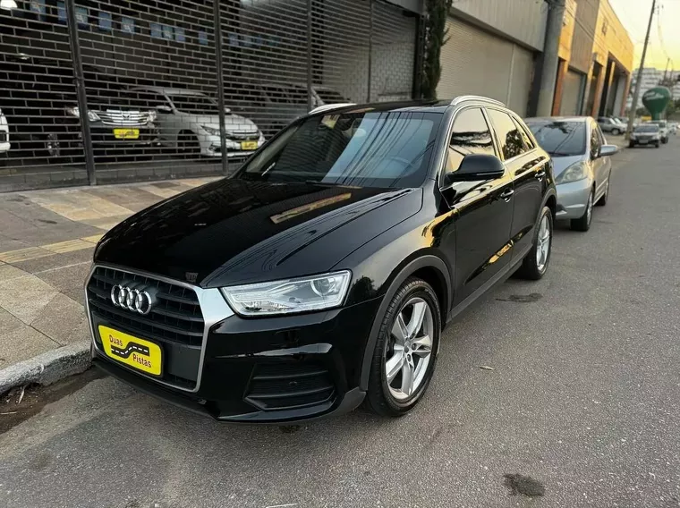 Audi Q3 Preto 4