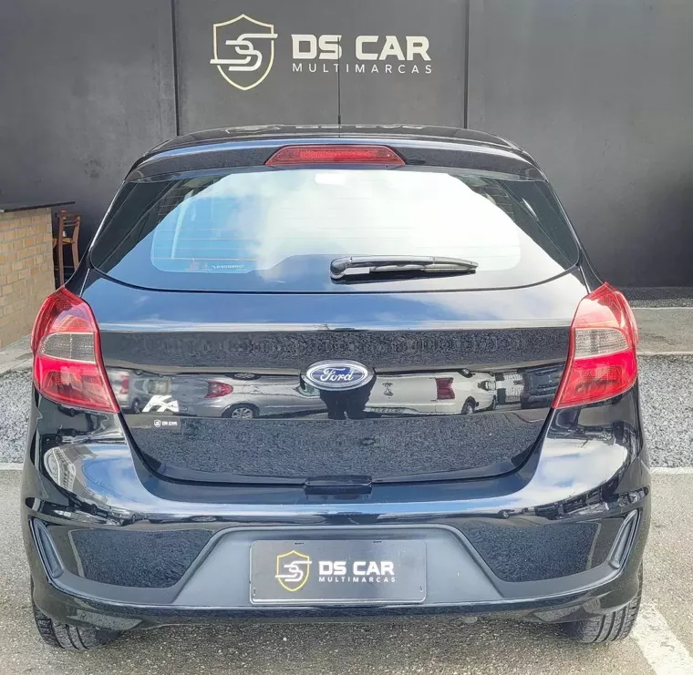 Ford KA Preto 5