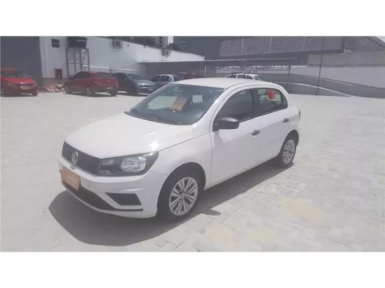 Volkswagen Gol Branco 3