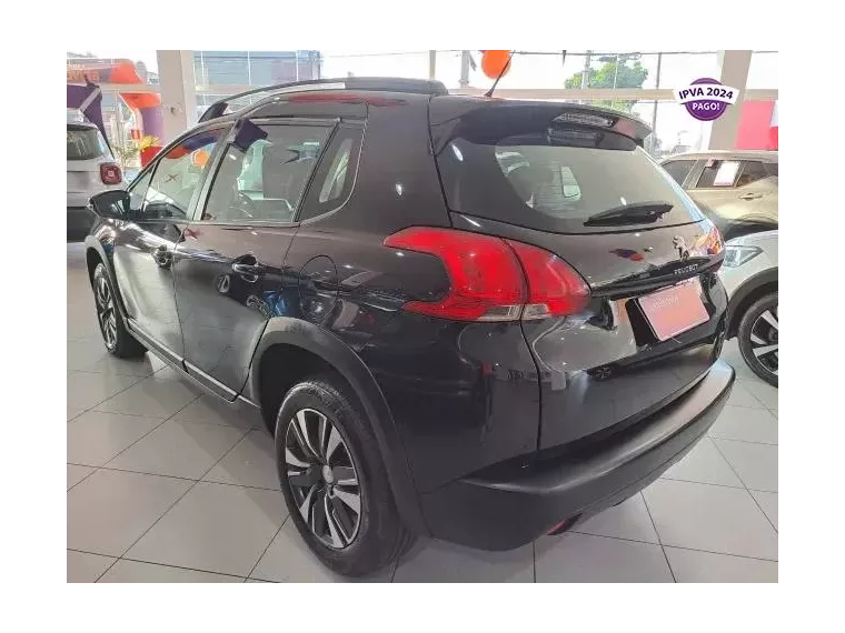 Peugeot 2008 Preto 2