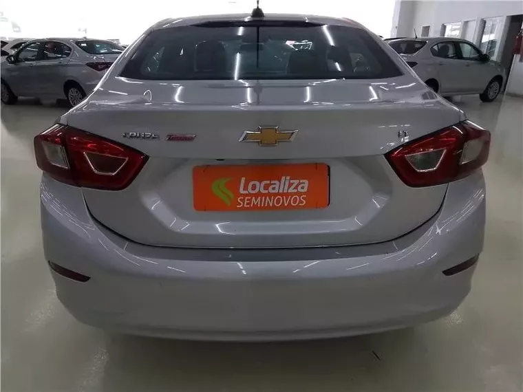 Chevrolet Cruze Prata 2