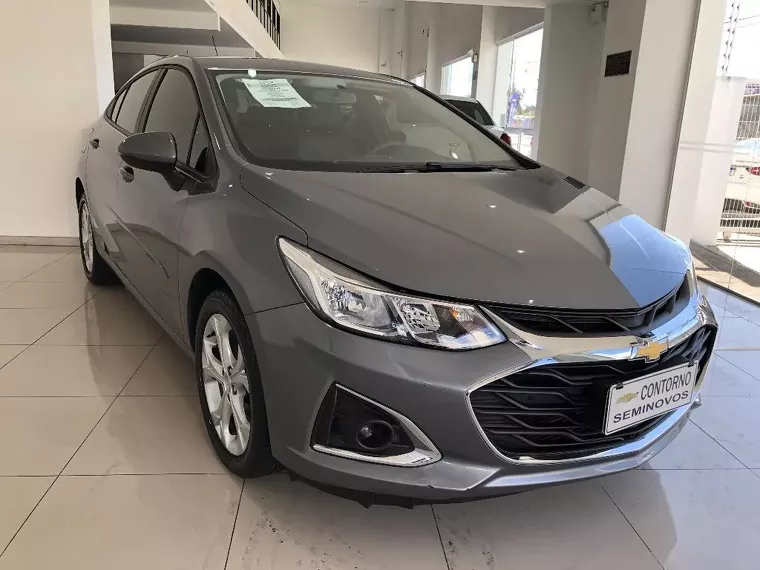 Chevrolet Cruze Cinza 1