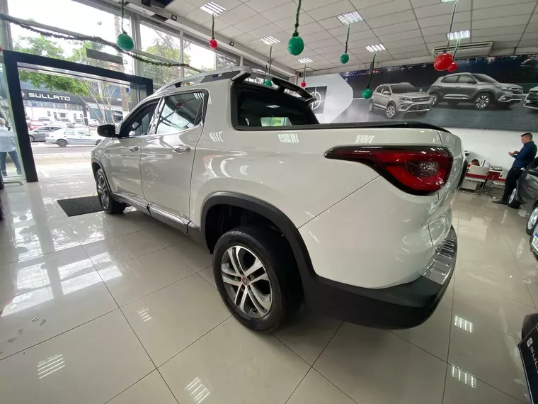 Fiat Toro Branco 14