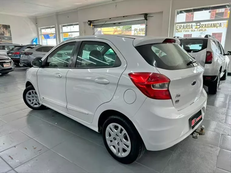 Ford KA Branco 4