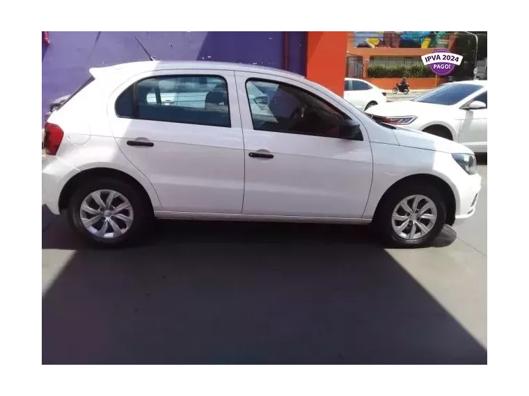 Volkswagen Gol Branco 2