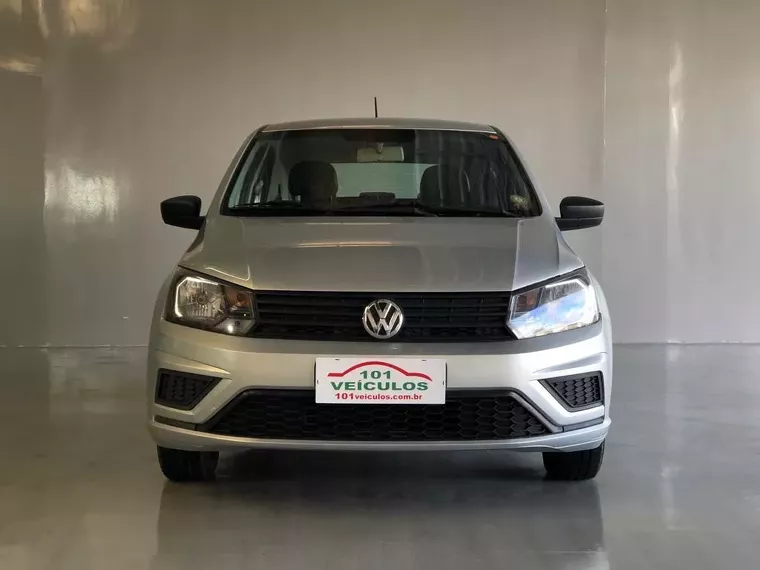 Volkswagen Gol Prata 1