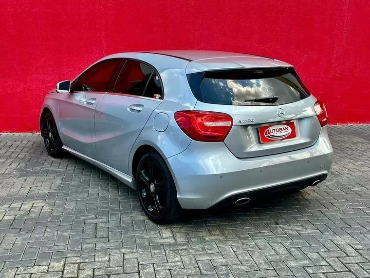 Mercedes-benz A 200 Prata 5