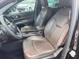Jeep Commander
