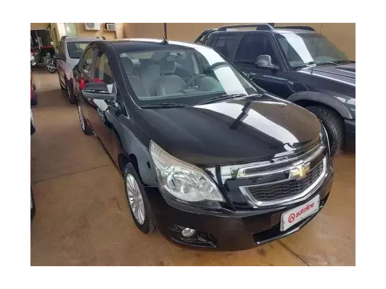 Chevrolet Cobalt Preto 5